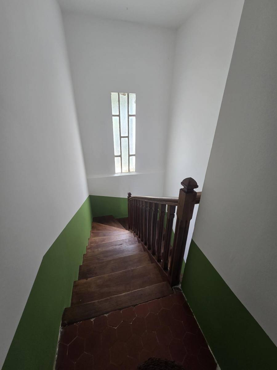 Appartement 4 pièces de standing dans une demeure de charme du début du XXe siècle entièrement rénové Toulon proche centre ville