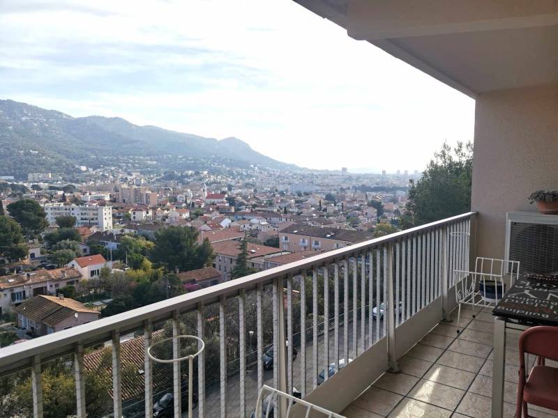 appartement à louer 2 pièces toulon vue dégagée