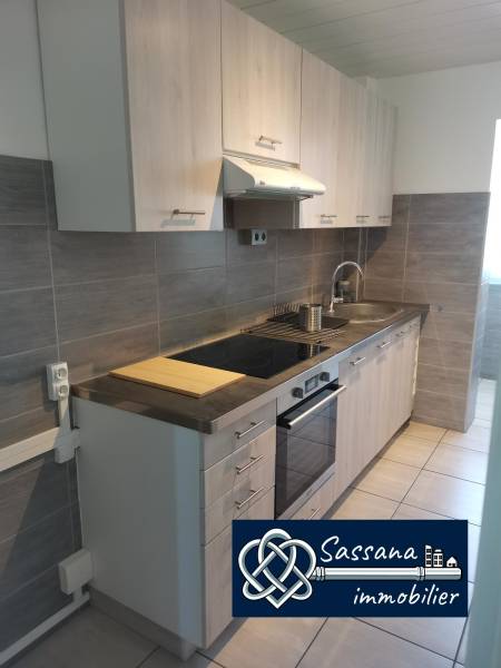 appartement 3 pièces entièrement meublé à Toulon OUEST avec parking et balcon  dans résidence fermée et sécurisée